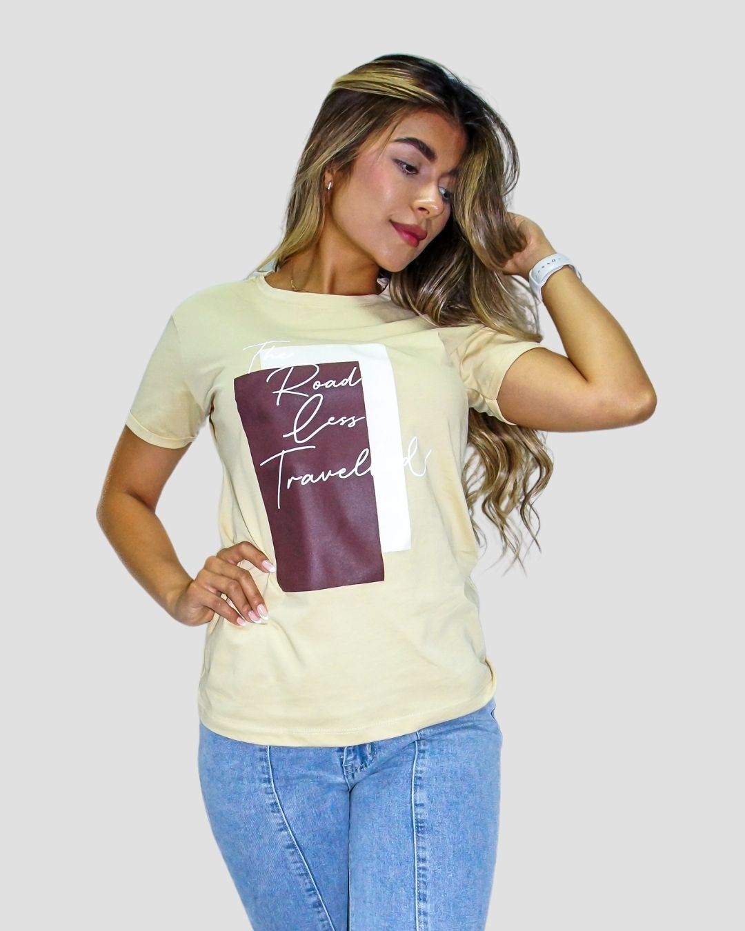 Camiseta RegularFit Road - Mozzaar Camiseta Regular Fit Coquette | Estilo Viajero - Mozzaar