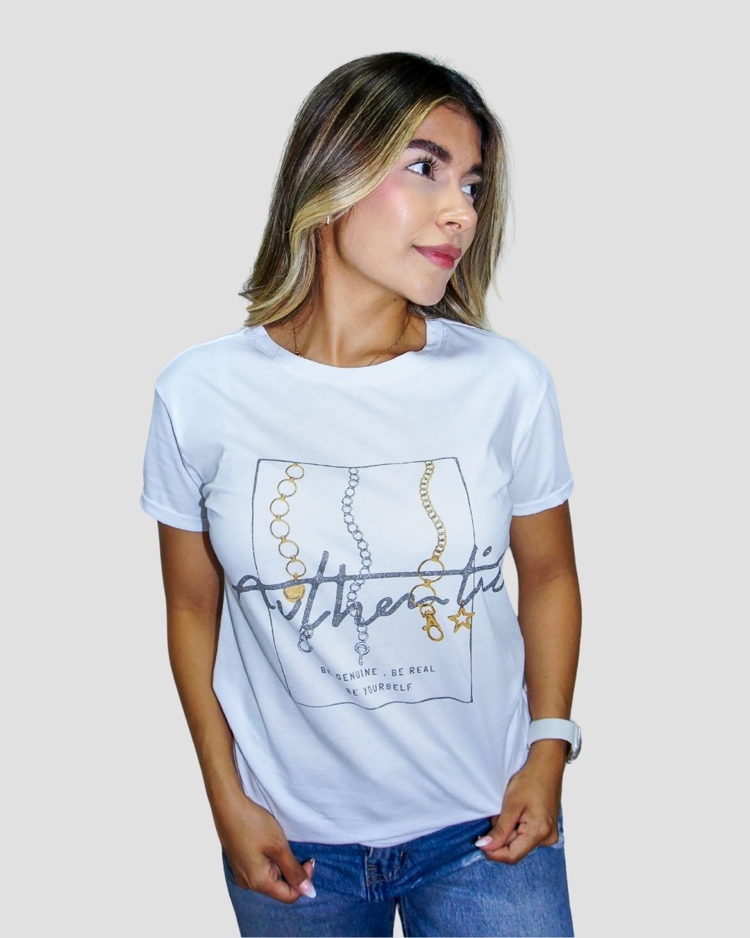 Camiseta RegularFit Authentic - Mozzaar Camiseta Regular Fit Authentic | Estilo Único y Auténtico - Mozzaar