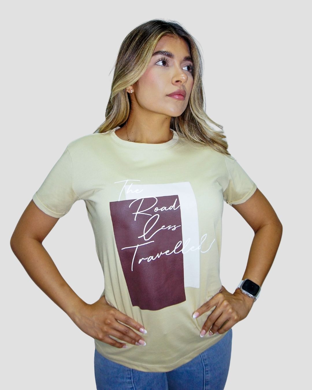 Camiseta RegularFit Road - Mozzaar Camiseta Regular Fit Coquette | Estilo Viajero - Mozzaar