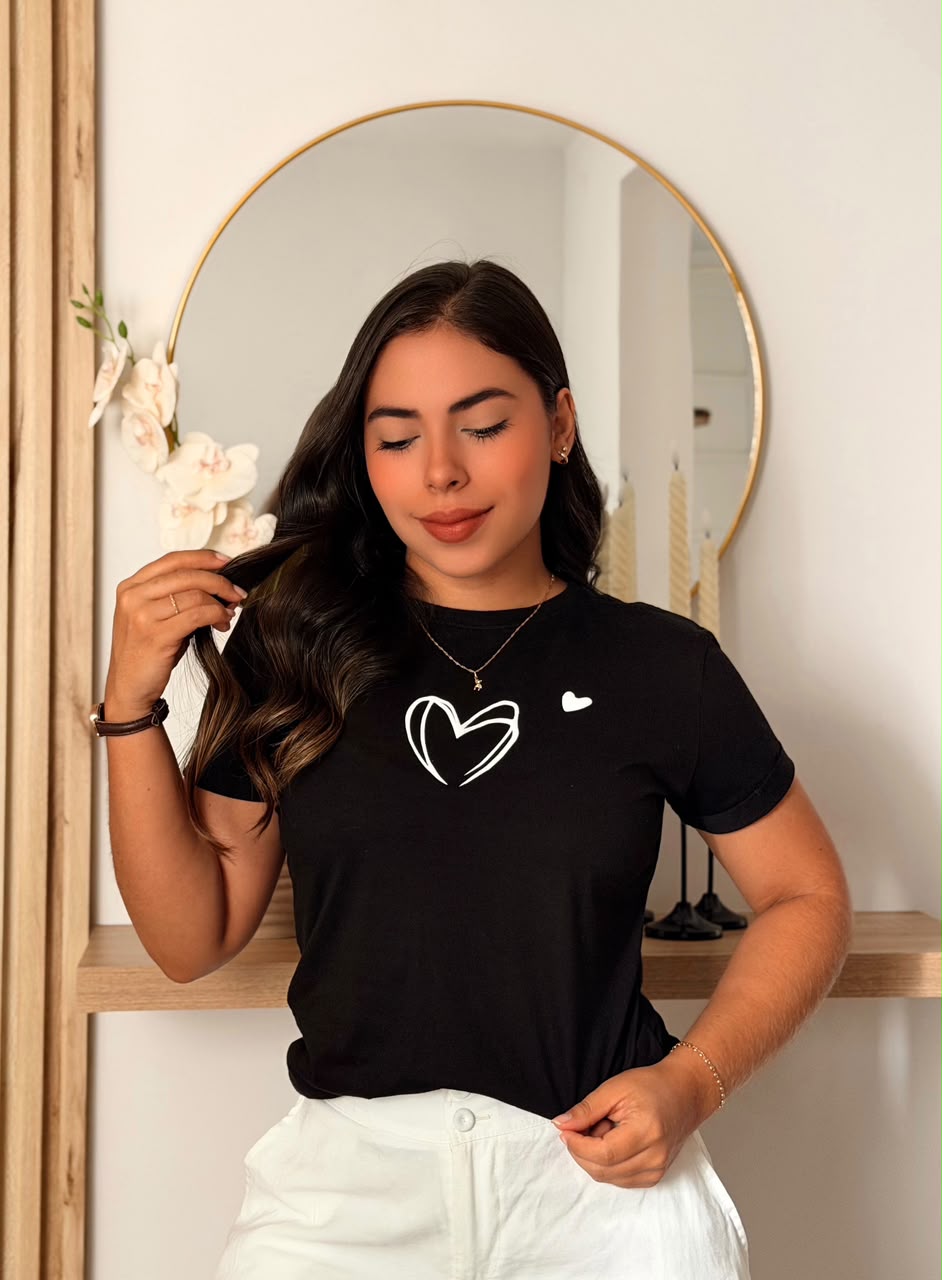 Camiseta regular fit - Sketch Heart