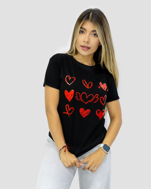 Camiseta RegularFit Corazones Rojos - Mozzaar Camiseta RegularFit Corazones Rojos