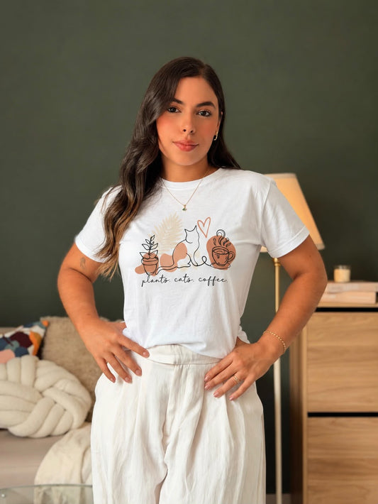 Camiseta regular fit - Plants, Cats, Coffee