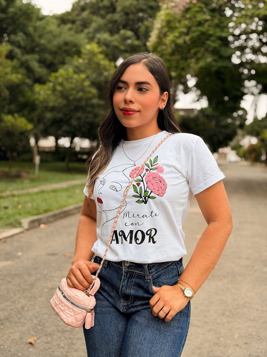 Camiseta Regular Fit - Mírate con Amor