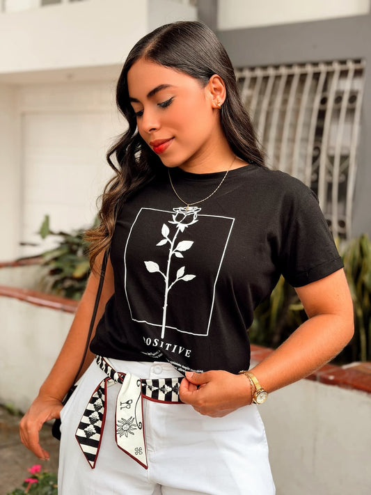 Camiseta Regular Fit - Positive Rose