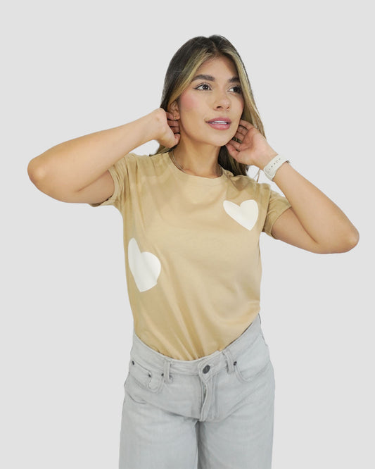 Camiseta Regularfit  Corazones Minimal