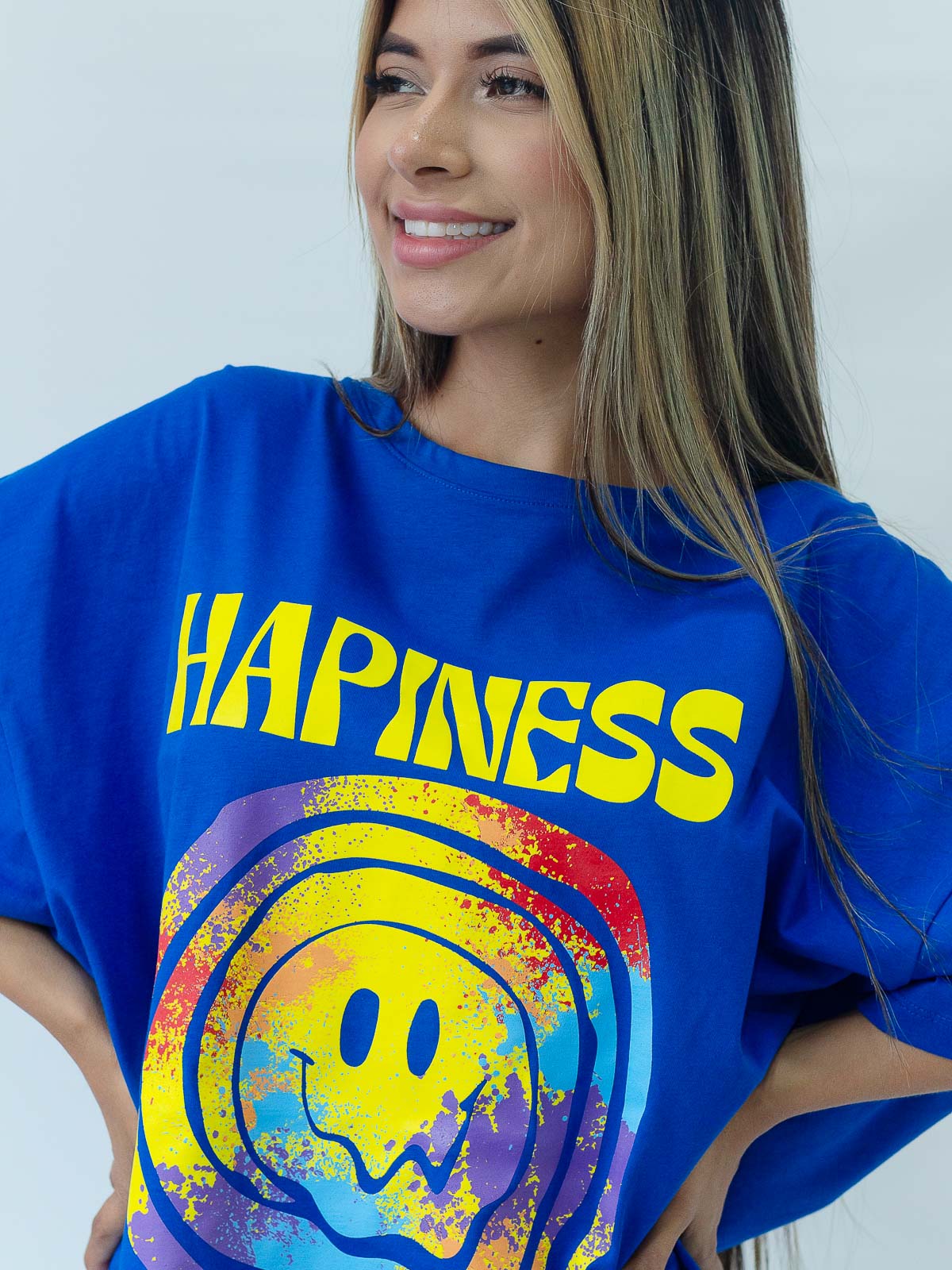 Camiseta Oversize Hapiness - Mozzaar Camiseta Oversize Hapiness