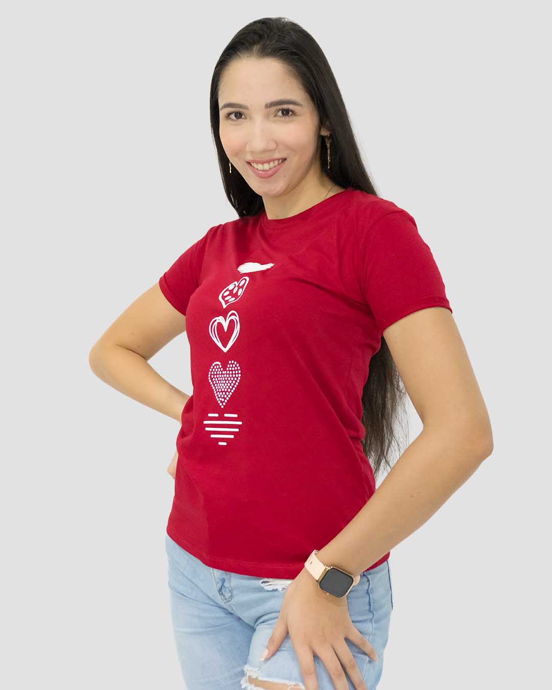 Camiseta RegularFit Corazones y formas